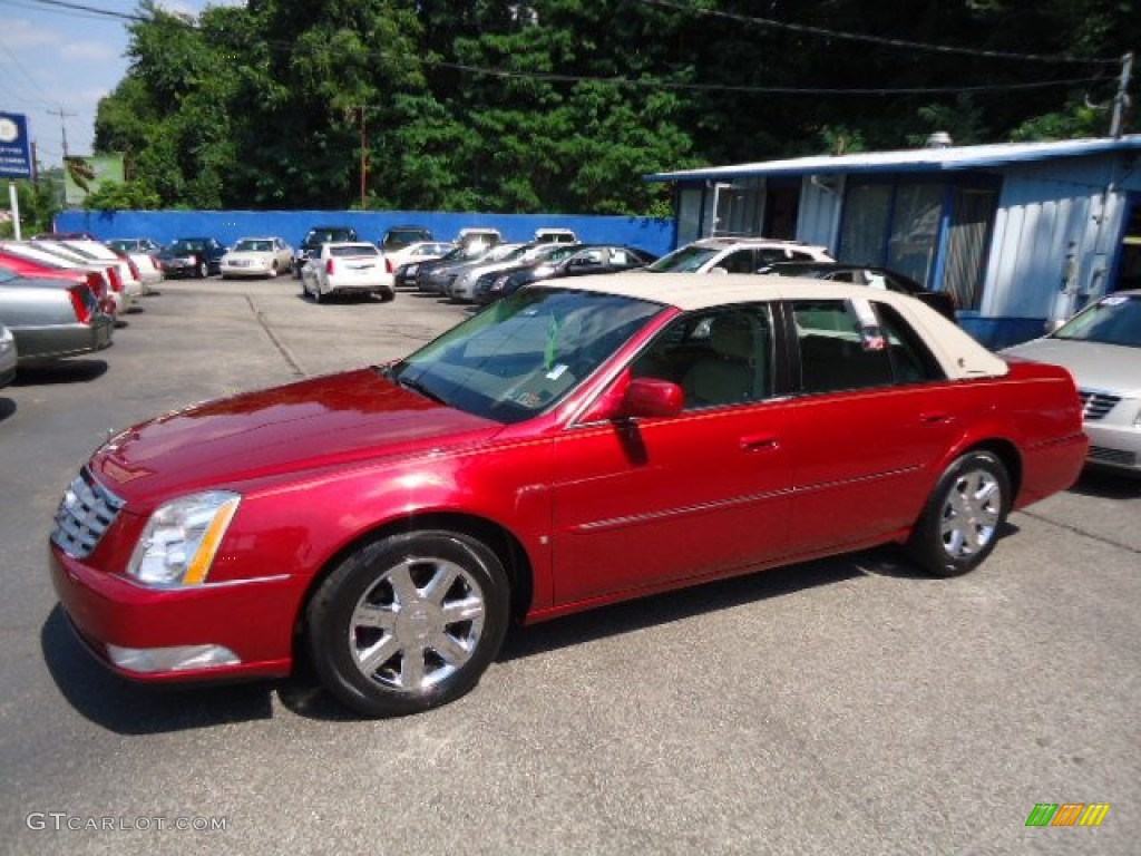 Crimson Pearl 2006 Cadillac DTS Standard DTS Model Exterior Photo #69886015