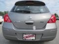 Magnetic Gray Metallic - Versa 1.8 S Hatchback Photo No. 4