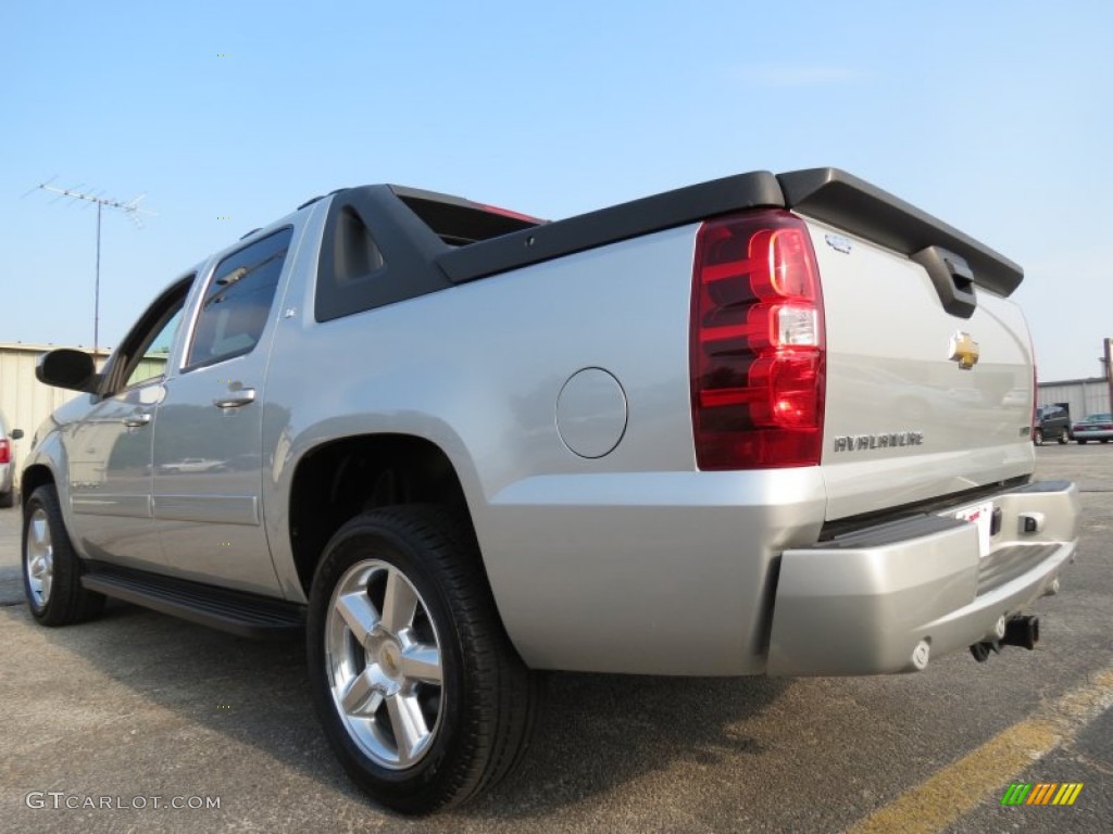 Silver Ice Metallic 2012 Chevrolet Avalanche LT Exterior Photo #69892828
