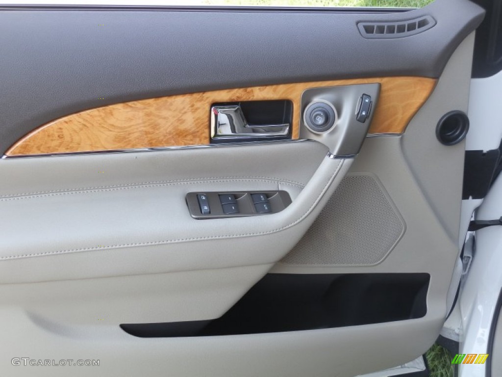 2013 Lincoln MKX AWD Medium Light Stone Door Panel Photo #69892912