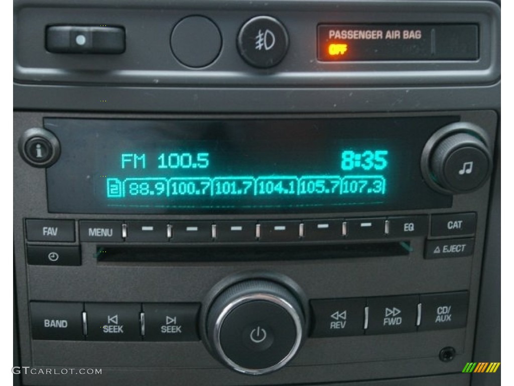 2008 Chevrolet HHR LT Panel Audio System Photos