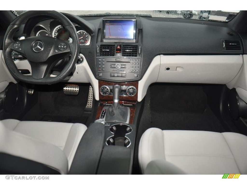 2009 Mercedes-Benz C 63 AMG Grey/Black Dashboard Photo #69905558