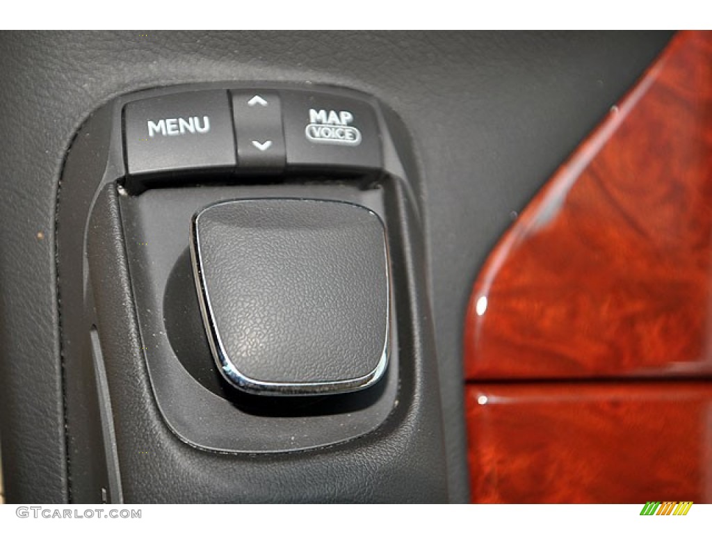 2010 Lexus RX 350 AWD Controls Photo #69906245