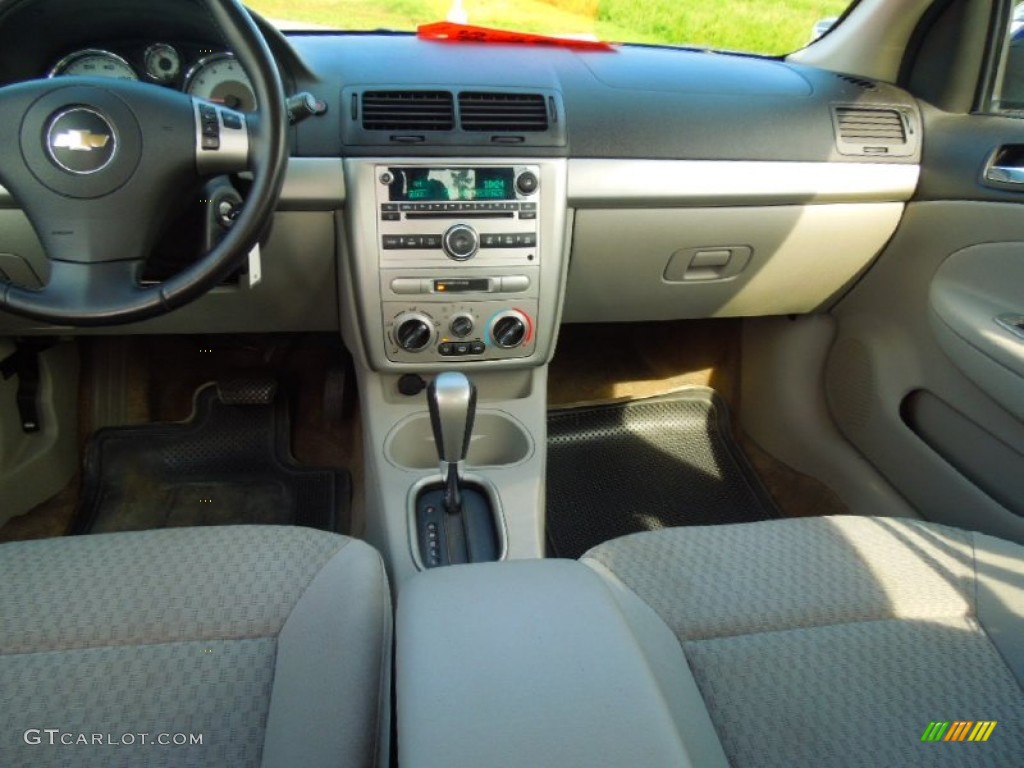 2007 Cobalt LT Sedan - Laser Blue Metallic / Gray photo #17