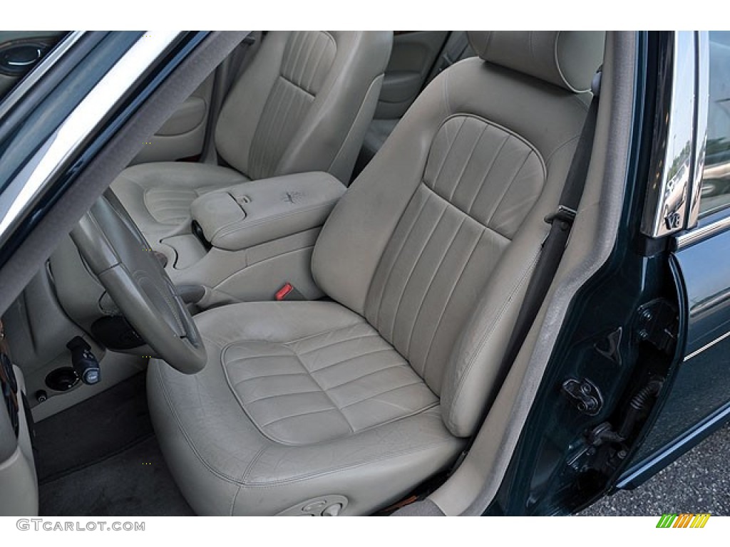 Oatmeal Interior 2000 Jaguar XJ XJ8 Photo #69909053