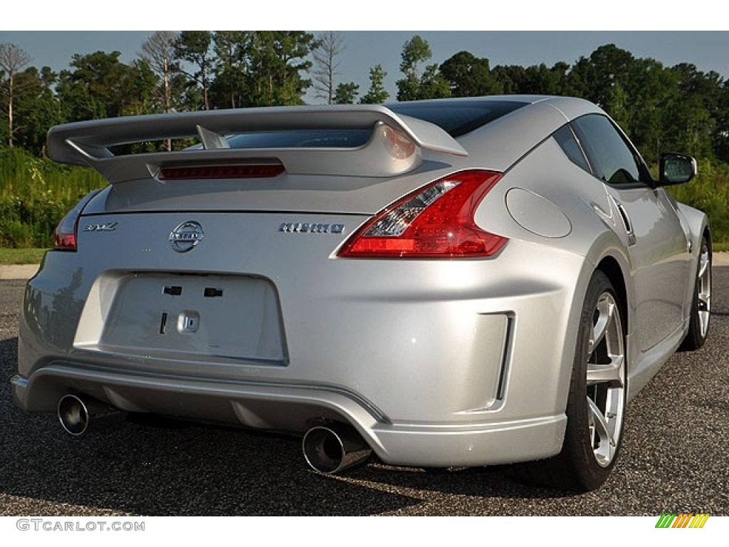 2010 370Z NISMO Coupe - Brilliant Silver / NISMO Black/Red Cloth photo #9