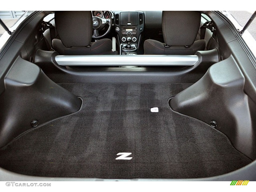 2010 Nissan 370Z NISMO Coupe Trunk Photo #69909329