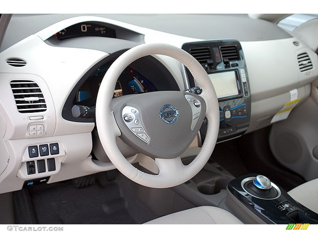 2012 Nissan LEAF SL Light Gray Dashboard Photo #69910175