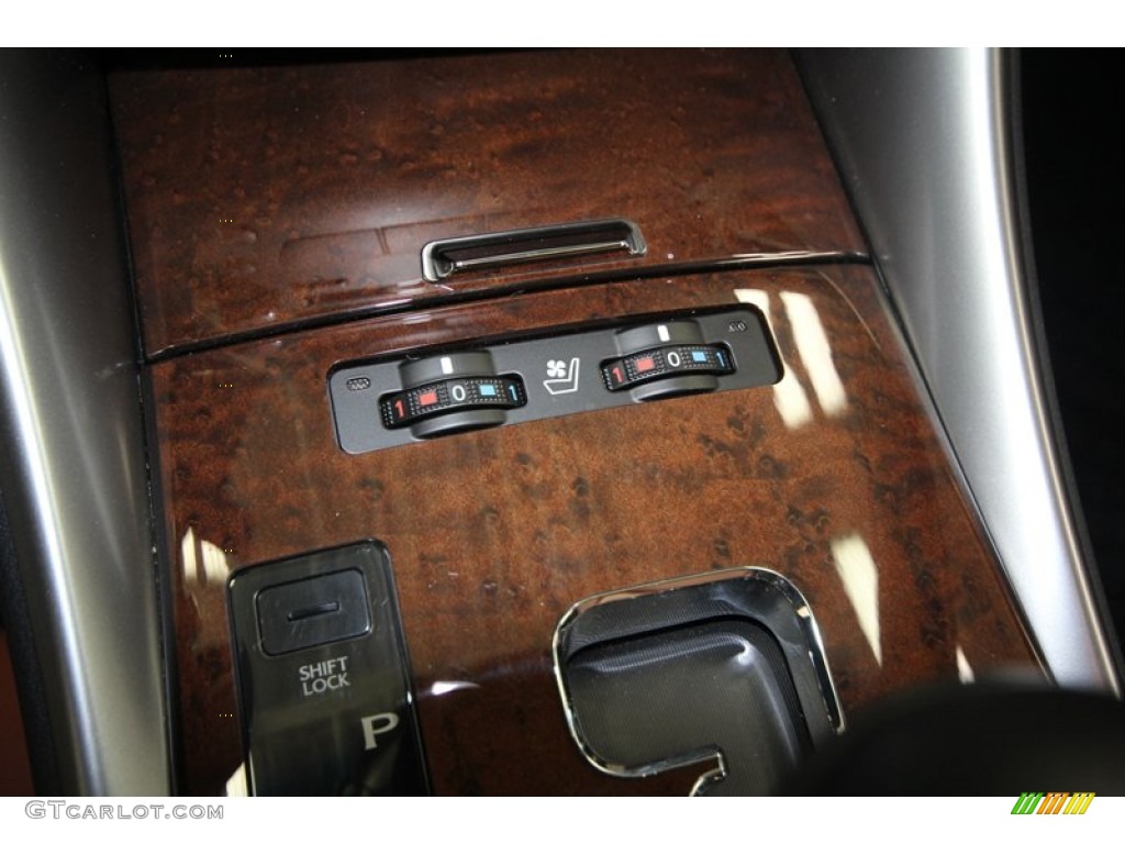 2011 Lexus IS 350C Convertible Controls Photo #69911480