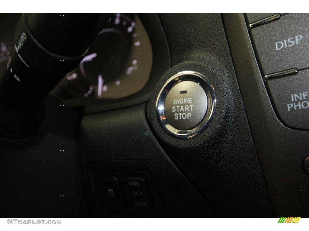 2011 Lexus IS 350C Convertible Controls Photo #69911516