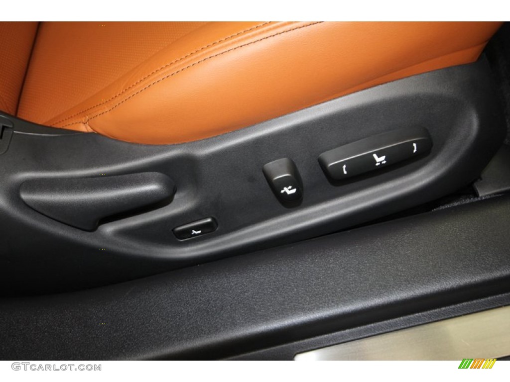 2011 Lexus IS 350C Convertible Controls Photo #69911606