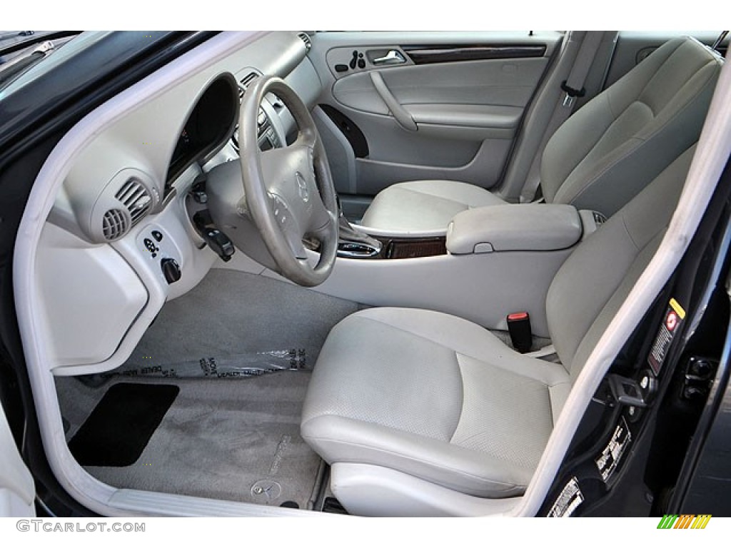 Java Interior 2004 Mercedes-Benz C 320 4Matic Wagon Photo #69912101