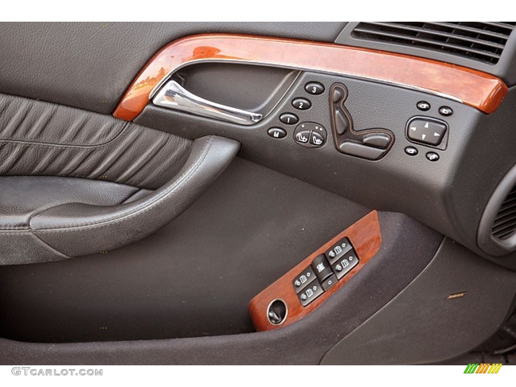 2006 Mercedes-Benz S 350 Sedan Controls Photo #69913304