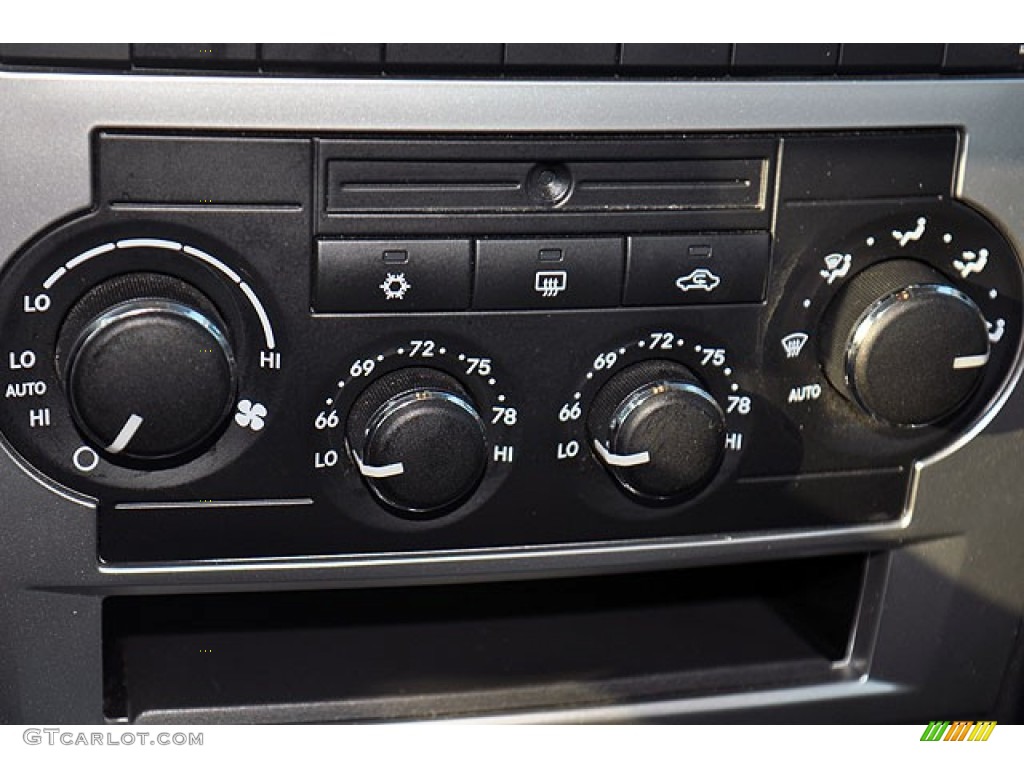 2009 Dodge Charger R/T Controls Photo #69914630