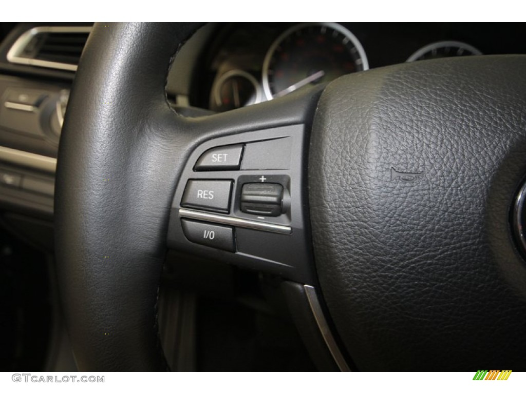 2009 BMW 7 Series 750Li Sedan Controls Photo #69915633