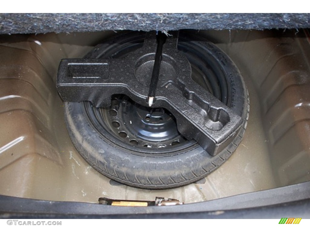 2010 Sentra 2.0 S - Espresso Black Metallic / Charcoal photo #11