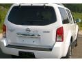 2012 Avalanche White Nissan Pathfinder Silver  photo #5