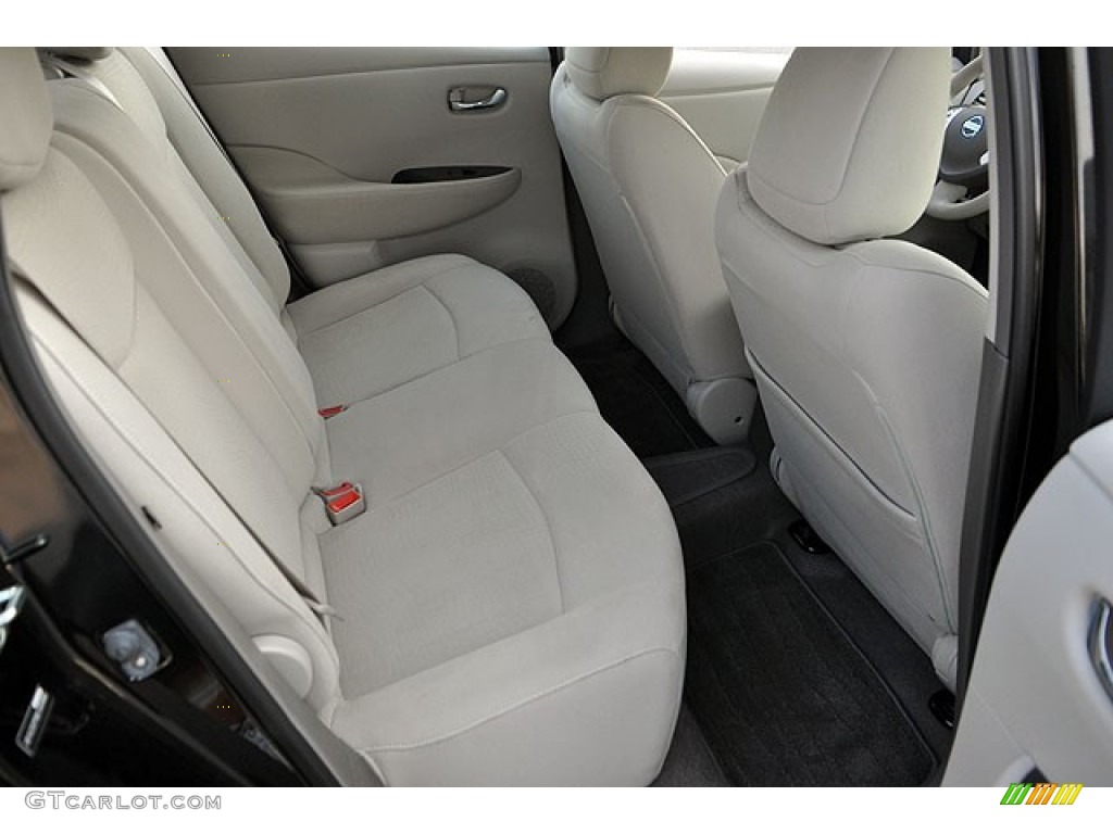 2011 Nissan LEAF SL Rear Seat Photo #69916547