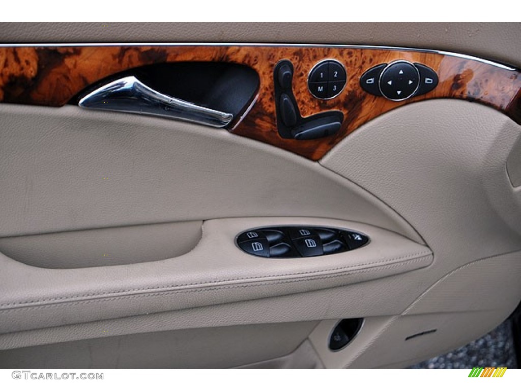 2008 Mercedes-Benz E 350 Sedan Sahara Beige/Black Door Panel Photo #69918170