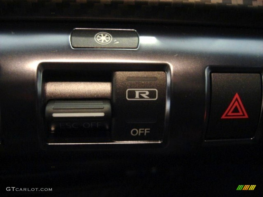 2013 Nissan GT-R Black Edition Controls Photo #69918419