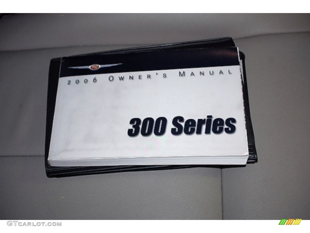 2006 Chrysler 300 Limited Books/Manuals Photo #69918641