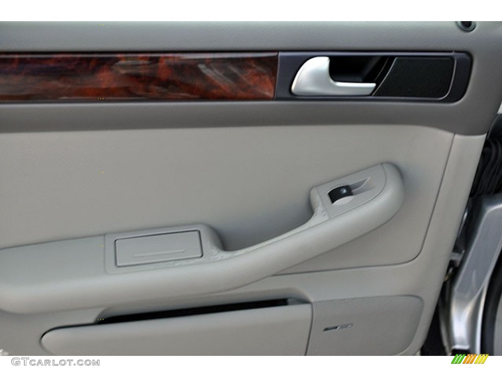 2004 Audi A6 3.0 quattro Sedan Platinum Door Panel Photo #69918857