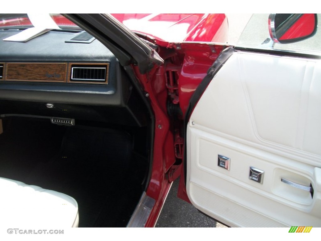1975 Caprice Classic Convertible - Red / White photo #30