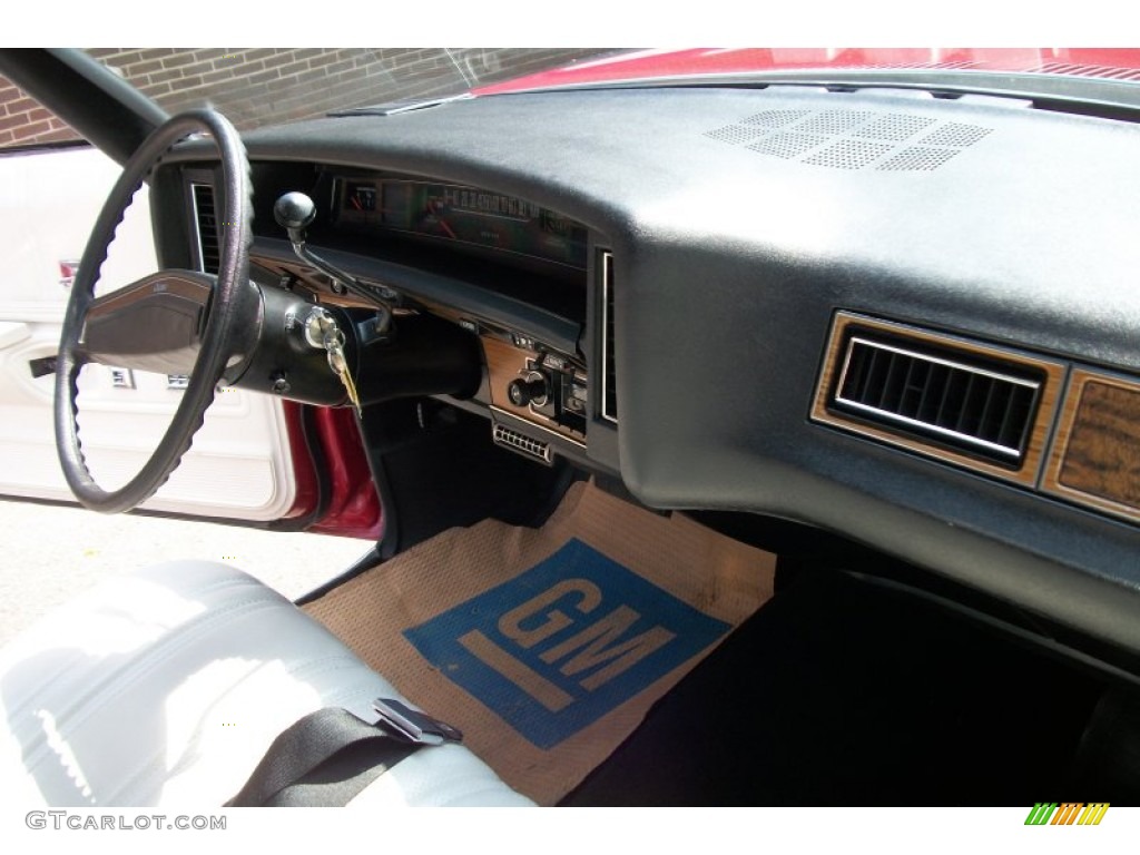 1975 Chevrolet Caprice Classic Convertible White Dashboard Photo #69919987