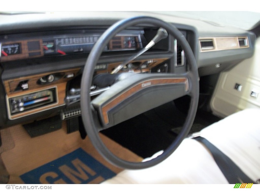 1975 Chevrolet Caprice Classic Convertible White Steering Wheel Photo #69920252
