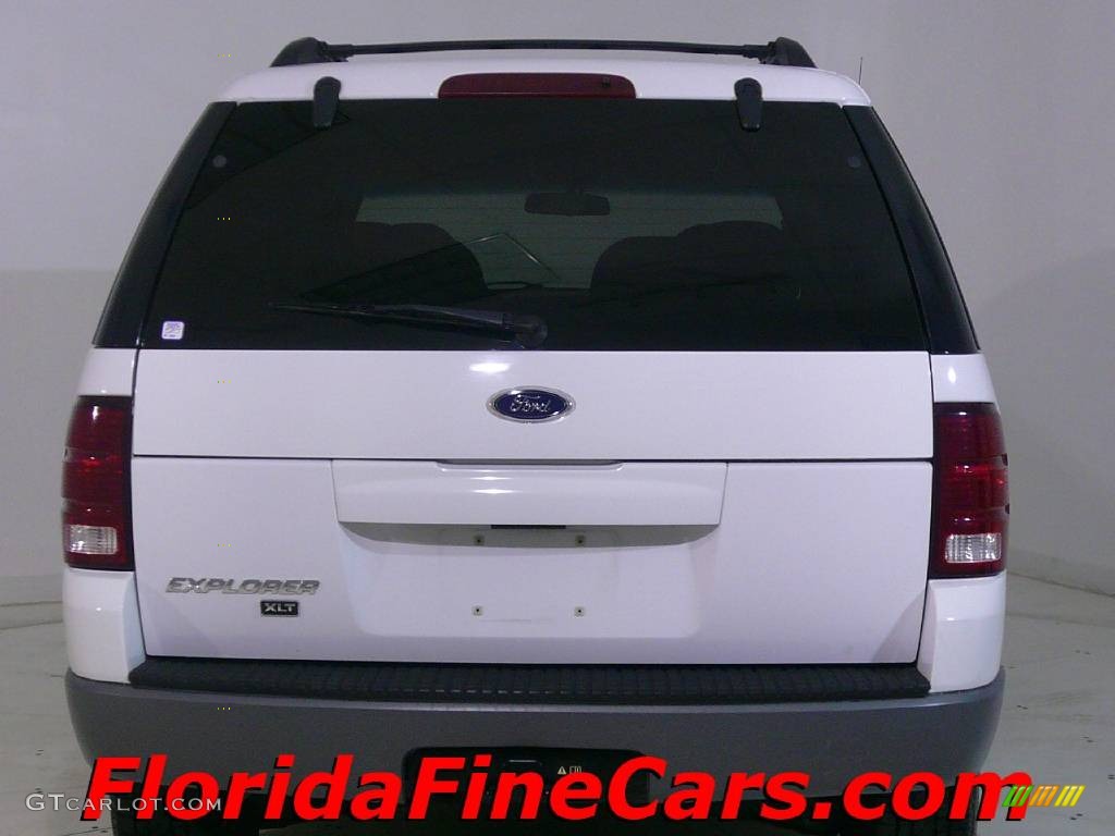 2002 Explorer XLT - Oxford White / Graphite photo #6