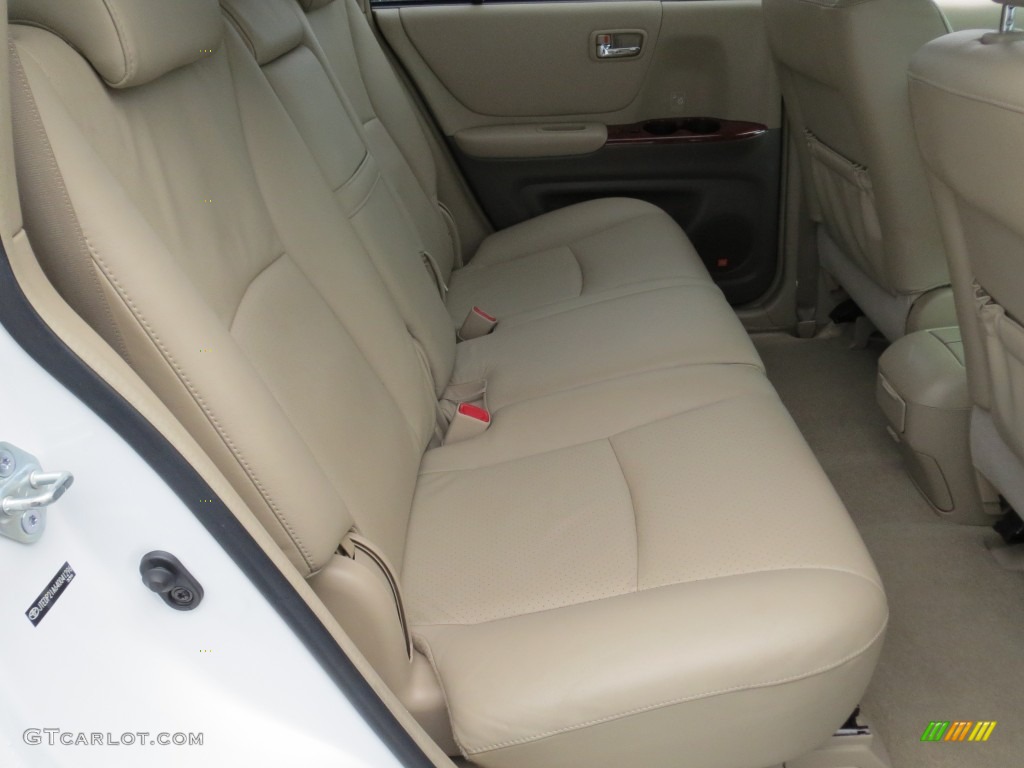 2004 Highlander Limited V6 - Super White / Ivory photo #25