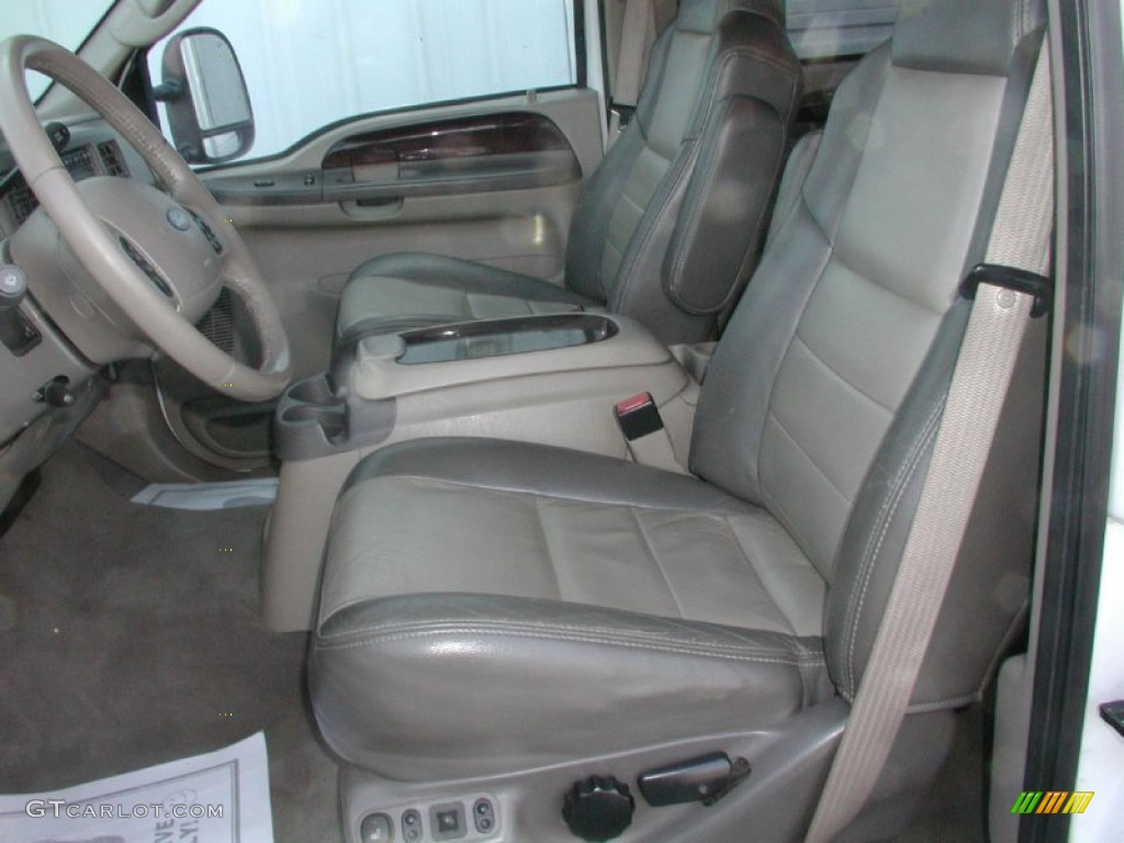 2004 Excursion Eddie Bauer 4x4 - Oxford White / Medium Parchment photo #113
