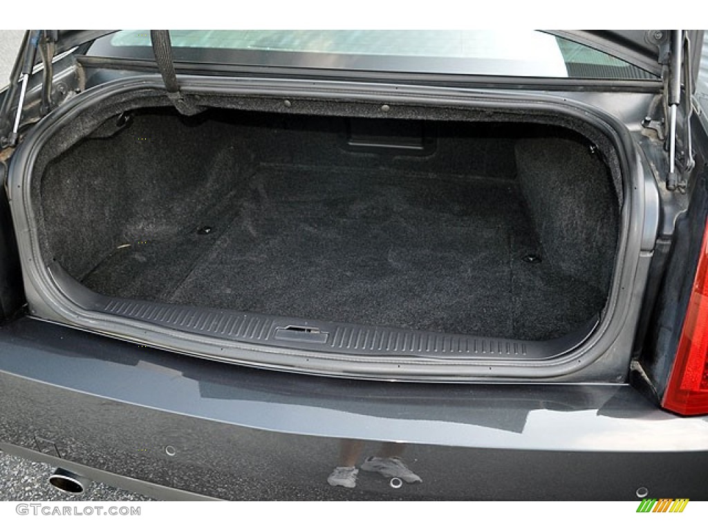 2005 Cadillac STS V8 Trunk Photos