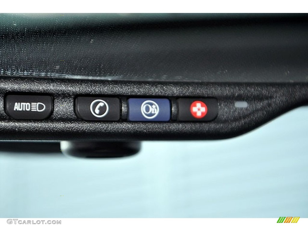 2005 Cadillac STS V8 Controls Photo #69924269