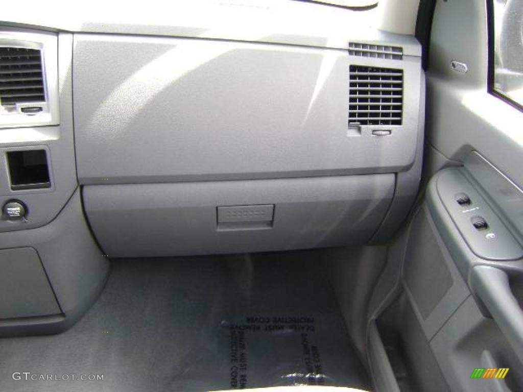 2007 Ram 1500 SLT Quad Cab 4x4 - Patriot Blue Pearl / Medium Slate Gray photo #33