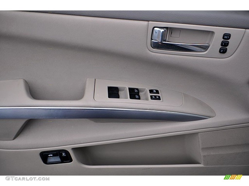 2007 Nissan Maxima 3.5 SE Door Panel Photos
