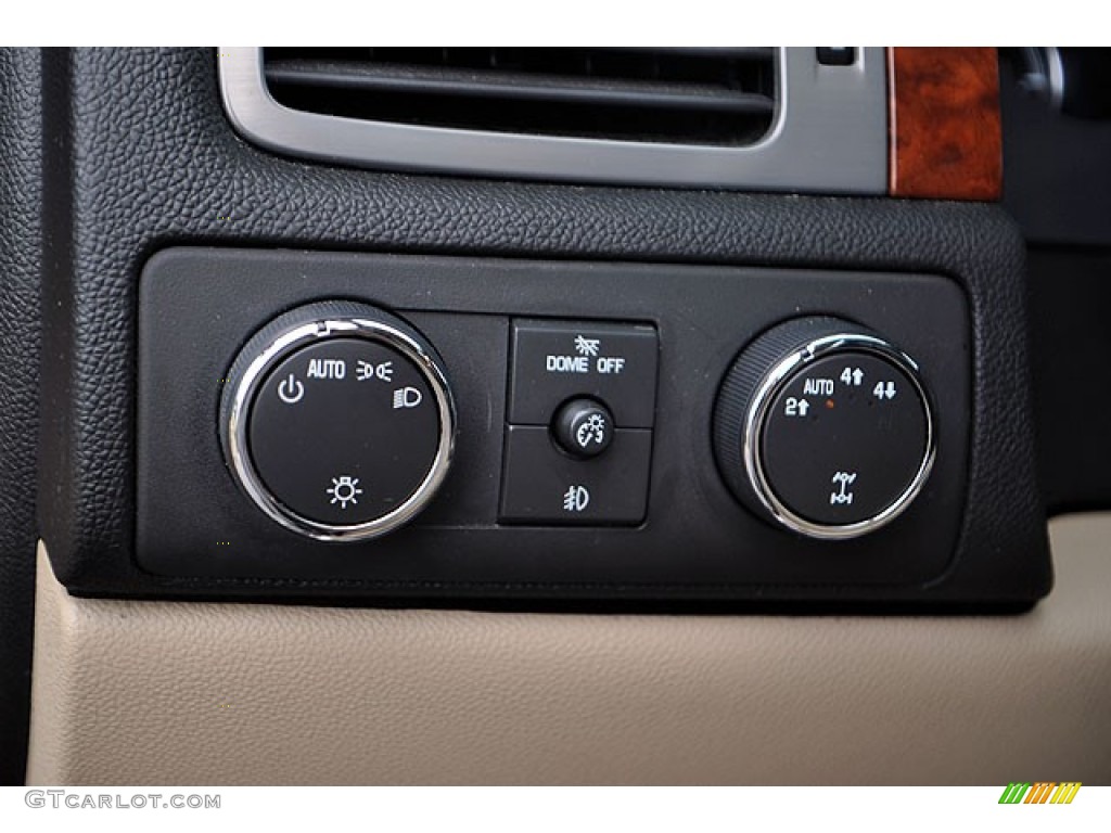 2008 Chevrolet Tahoe LTZ 4x4 Controls Photo #69927377