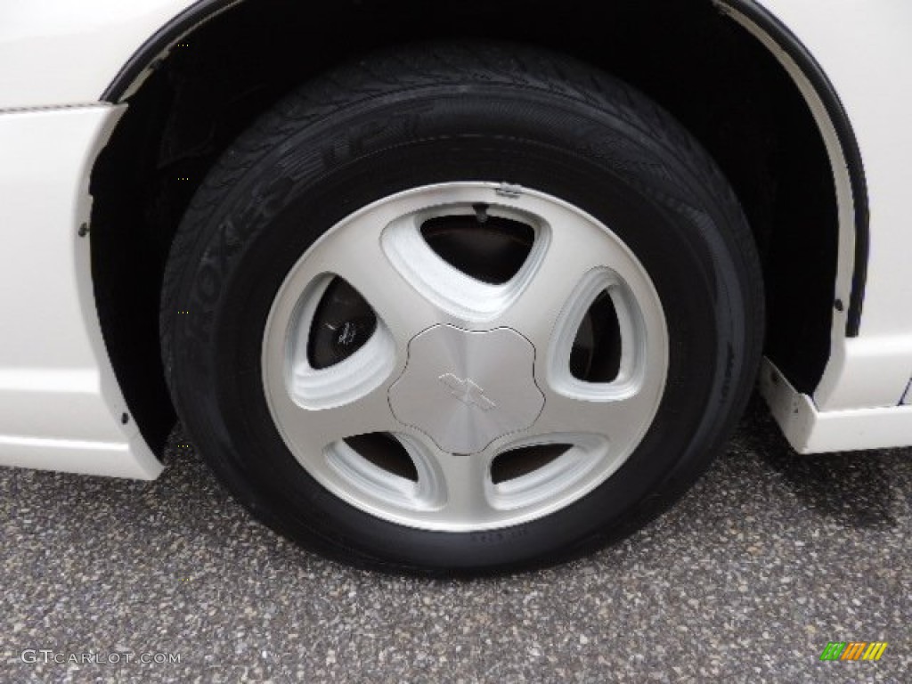 2002 Chevrolet Monte Carlo SS Wheel Photo #69928400