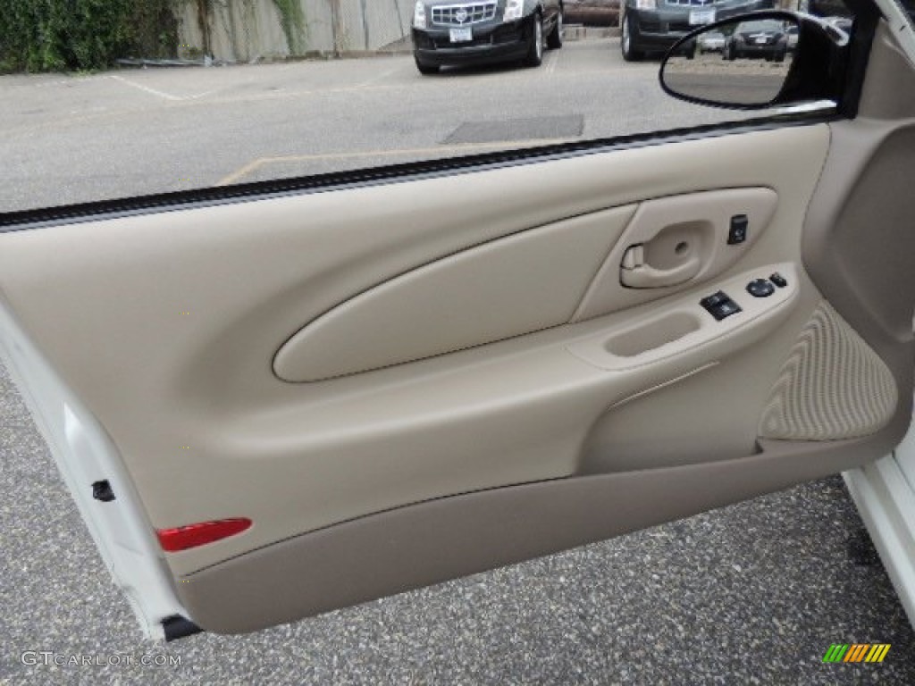 2002 Chevrolet Monte Carlo SS Neutral Door Panel Photo #69928442