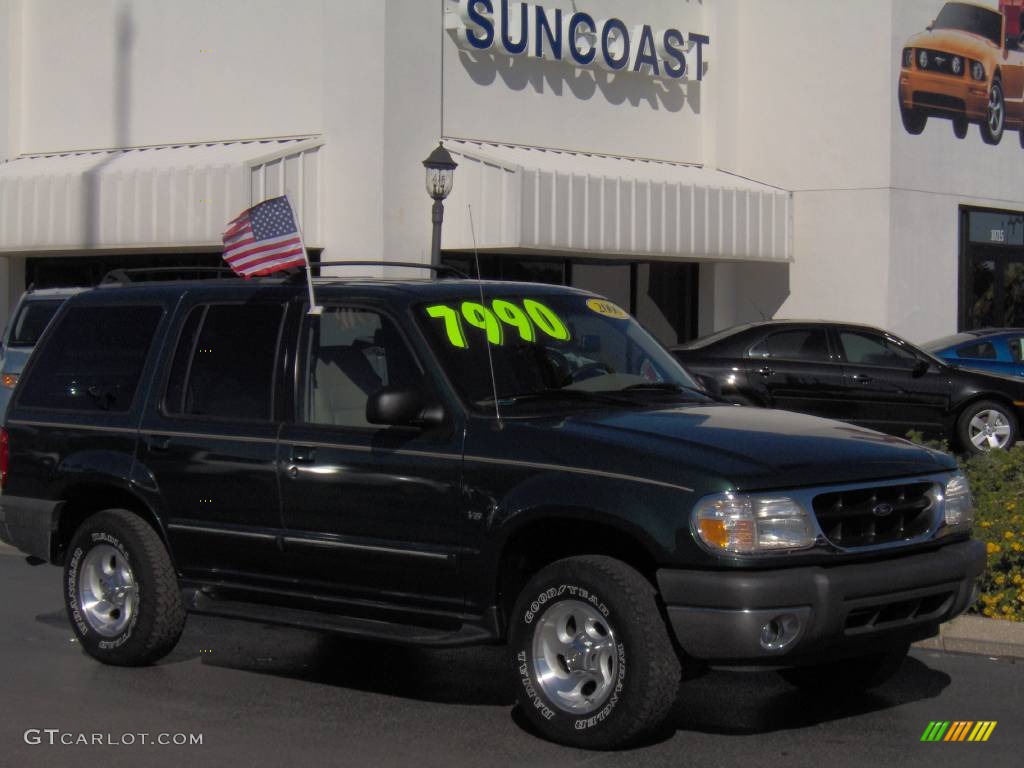 2000 Explorer XLT - Tropic Green Metallic / Medium Prairie Tan photo #1