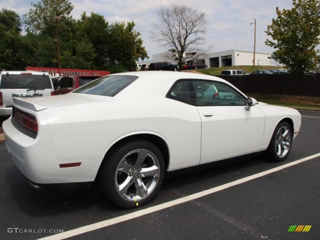 2013 Challenger SXT Plus - Bright White / Dark Slate Gray photo #3