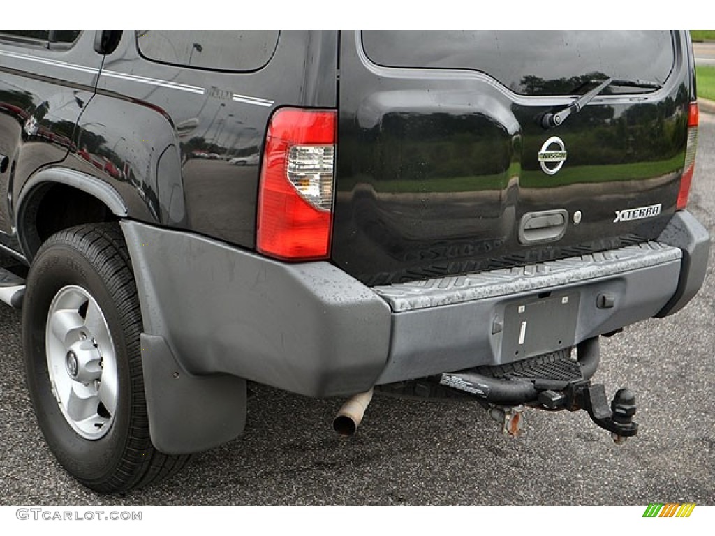 2002 Xterra SE V6 4x4 - Super Black / Gray Celadon photo #4