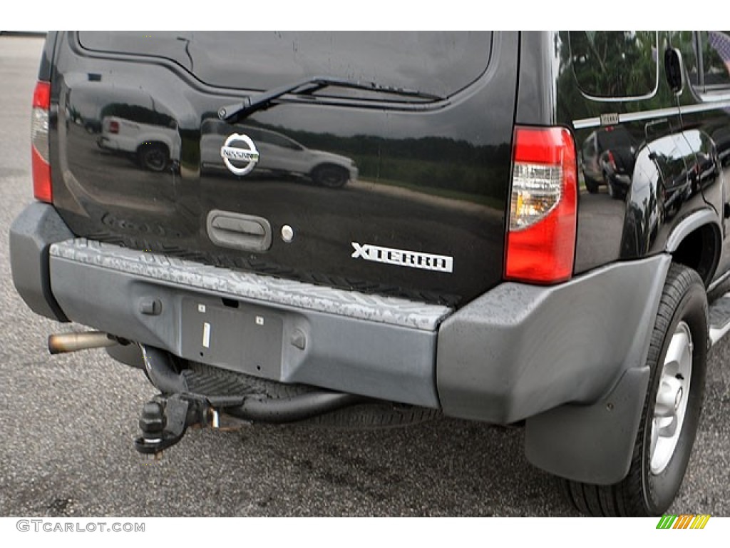 2002 Xterra SE V6 4x4 - Super Black / Gray Celadon photo #5