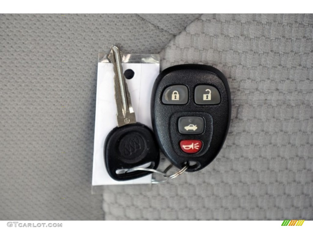 2009 Buick Lucerne CX Keys Photo #69932924