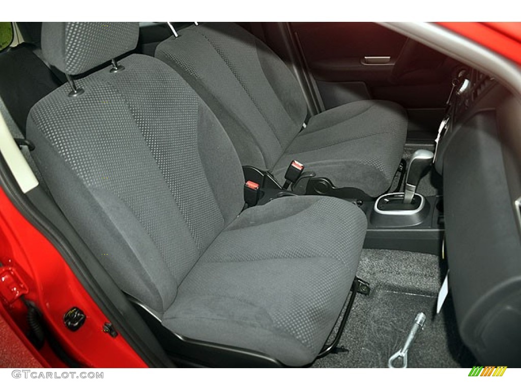 2012 Versa 1.8 S Hatchback - Red Alert / Charcoal photo #13