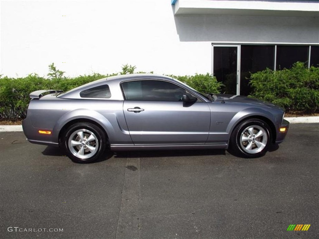 2007 Mustang GT Deluxe Coupe - Tungsten Grey Metallic / Light Graphite photo #2