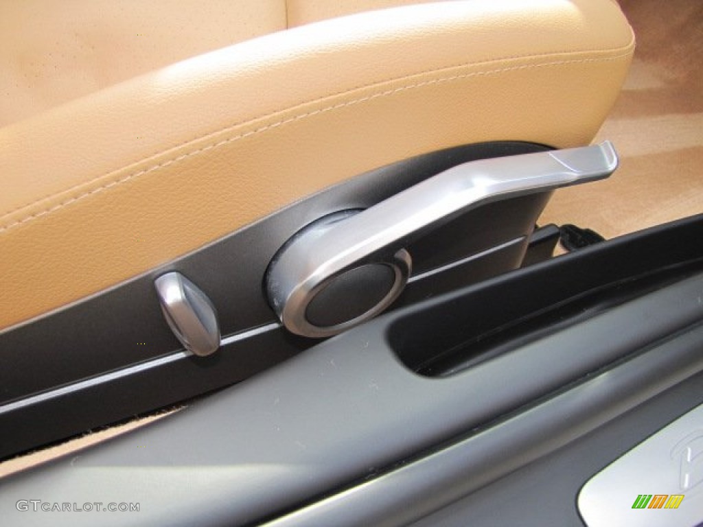 2011 Porsche Boxster Standard Boxster Model Controls Photo #69934539