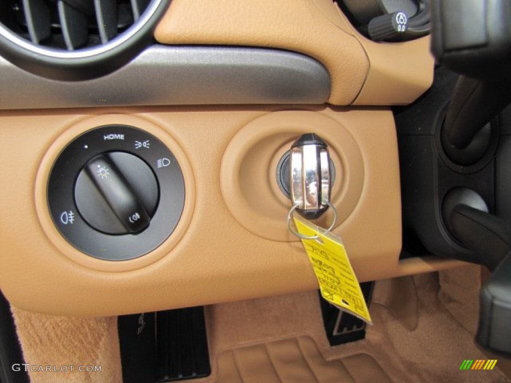 2011 Porsche Boxster Standard Boxster Model Controls Photo #69934589