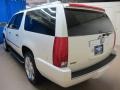 White Diamond - Escalade ESV AWD Photo No. 6
