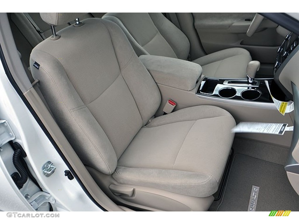 2013 Nissan Altima 2.5 SV Front Seat Photo #69936263